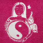 Drap de bain fushia  brodé  Zen " Yin et Yang " à personnaliser